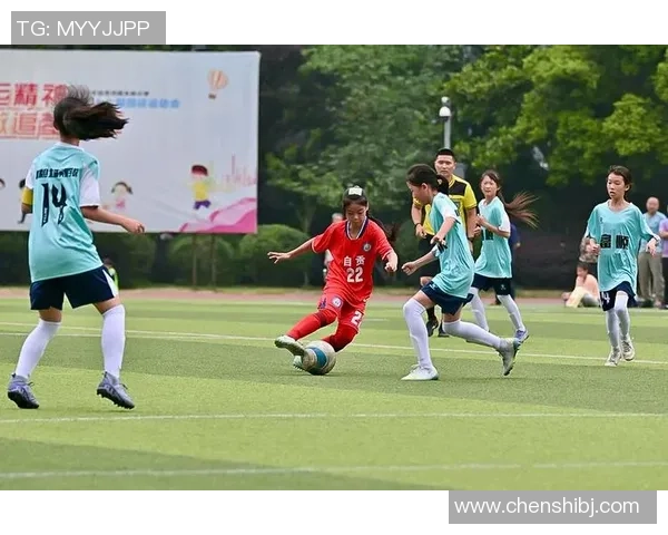 足球明星身边的球童背后的故事与梦想如何点亮绿茵场的未来